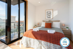 Gorgeous Bright Flat w/ Balcony